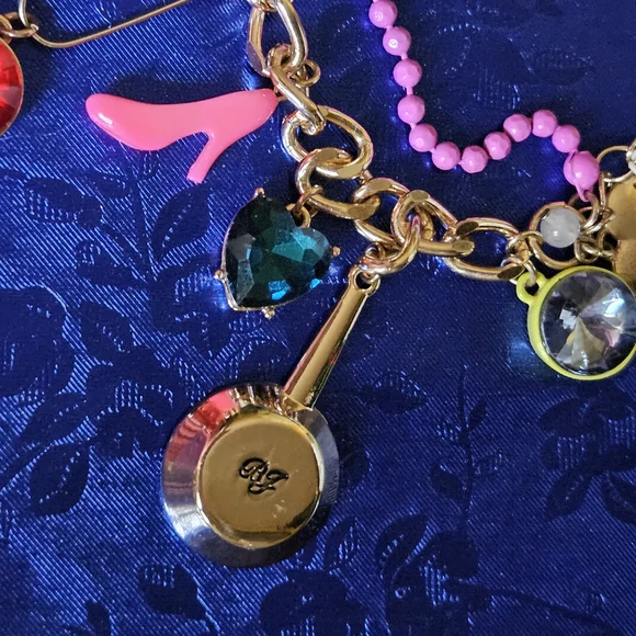 🍳👠100% Betsey Earrings & Bracelet SET RARE Skeleton Egg Blow Dryer NWT & NWOT - Picture 7 of 13